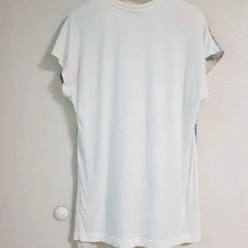 [BUNJANG] Zara V-neck Blouse / 자라 브이넥 티블라우스