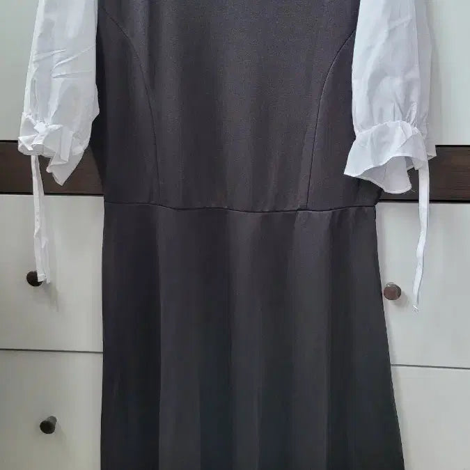 [BUNJANG] Romistory Dress / 로미스토리 원피스