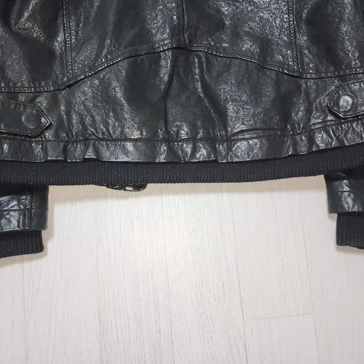 [SOLD OUT] 앤듀 베지터블 슬림양가죽 숏야상 자켓