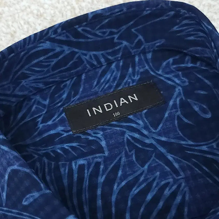 [BUNJANG] (100)INDIAN 남자 반팔 셔츠 하와이안 여름 캐주얼 W2983 / (100)INDIAN 남자 반팔 셔츠 하와이안 여름 캐주얼 L3W2983