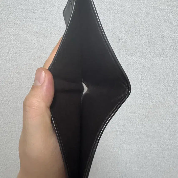 [SOLD OUT] 보테가베네타 남성블랙 반지갑