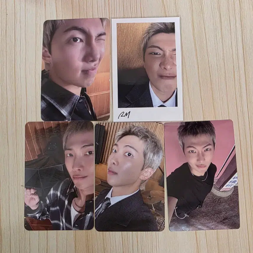 [SOLD OUT] 일괄 RM 남준) 방탄 아리랑 타겟 특전 포카 디럭스 lp포카 앨포