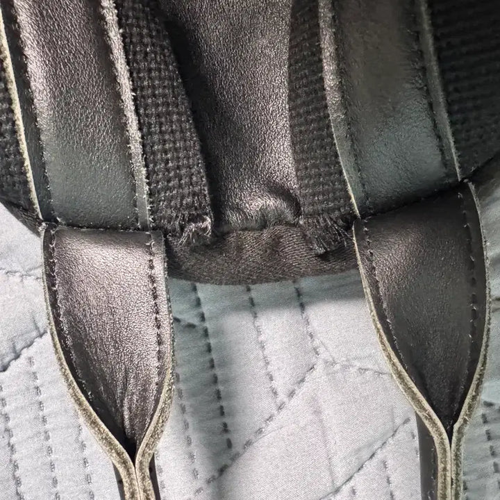 [BUNJANG] Hatching Room Leather Daypack Black / 해칭룸 레더 데이팩 블랙