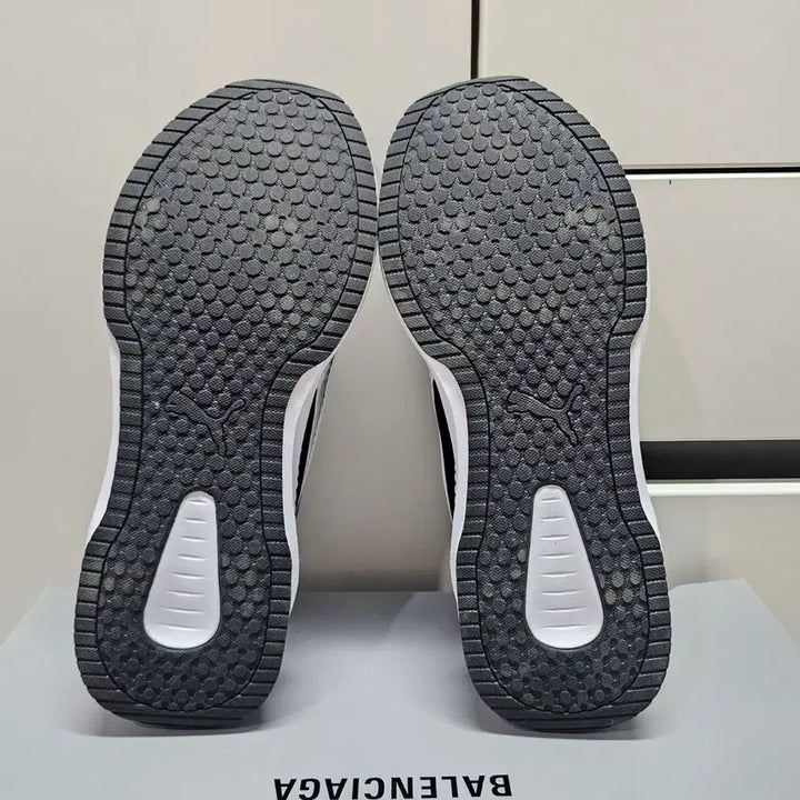 [SOLD OUT] :275푸마 블랙 런닝화 운동화  -811