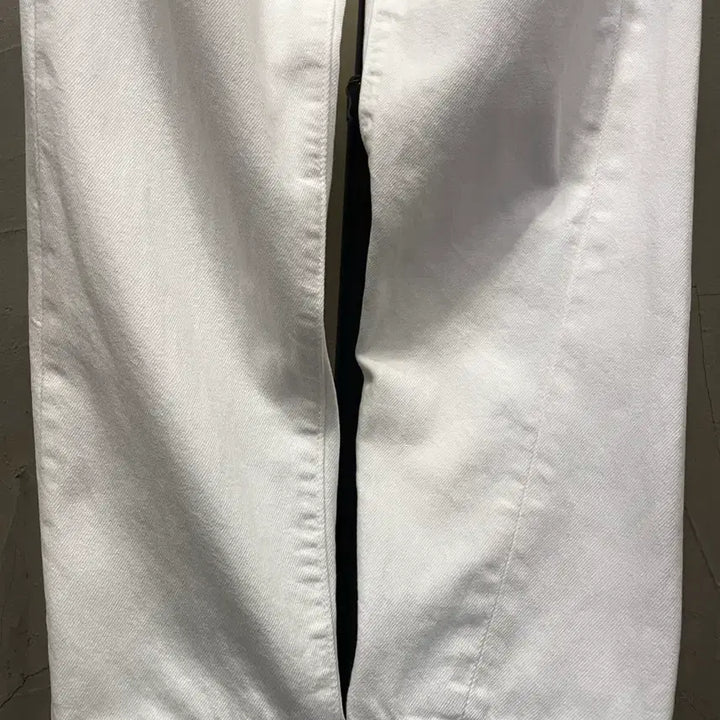 [BUNJANG] Toteme Barrel Leg White Jeans / Toteme 베럴 레그 화이트진  44~55