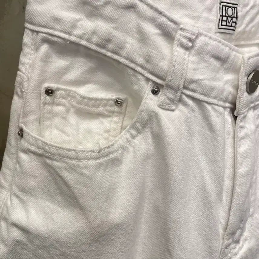 [BUNJANG] Toteme Barrel Leg White Jeans / Toteme 베럴 레그 화이트진  44~55