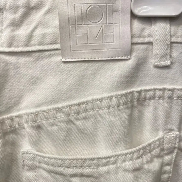 [BUNJANG] Toteme Barrel Leg White Jeans / Toteme 베럴 레그 화이트진  44~55