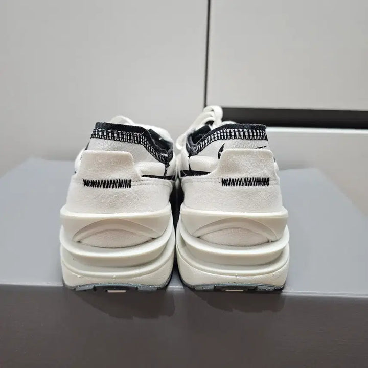 [SOLD OUT] :270나이키 와플원 써밋화이트  -813