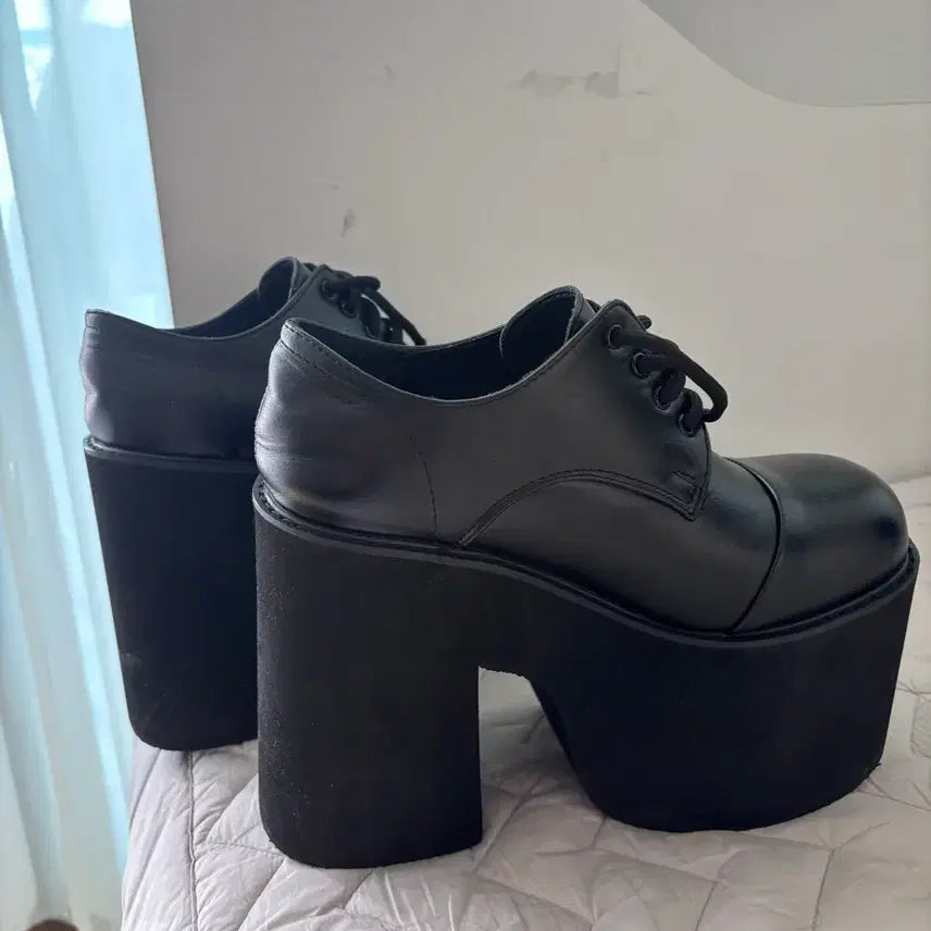 [SOLD OUT] 보증금X) 15cm  245스탠딩화 대여해드립니다