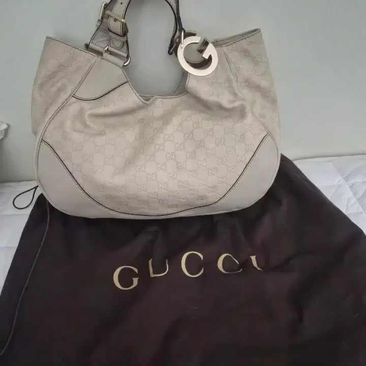 [BUNJANG] Gucci GG Pattern Leather Shoulder Bag Ivory / 구찌 씨마 레더 숄더백 아이보리