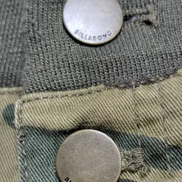 [BUNJANG] Billabong Vintage Camo Cargo Mini Skirt / [L] 빌라봉(Billabong) 빈티지 카모 카고 미니 스커트