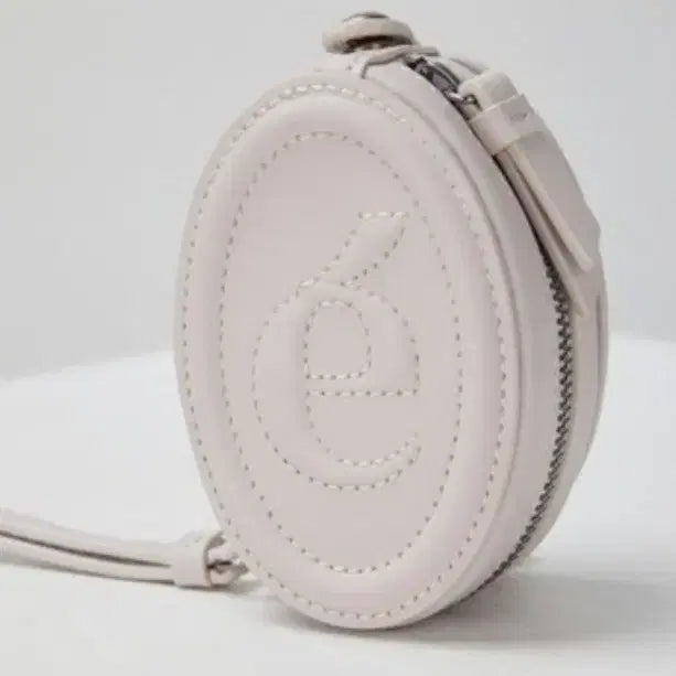 [BUNJANG] Archivepke Macaron Bag Pale Lilac Bag Charm Keychain / 아카이브앱크 마카롱백 페일라일락 백참 키링