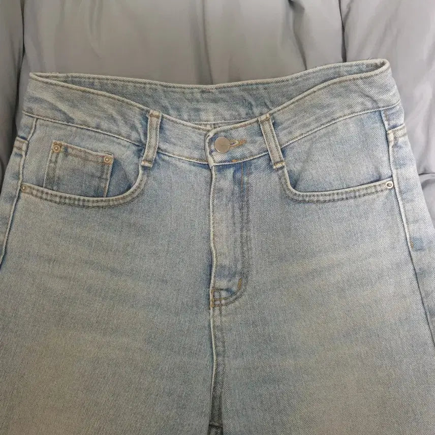 [BUNJANG] LAU Light Wash Jeans / 로렌하이(LAU)연청바지