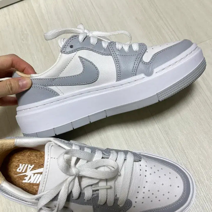 [BUNJANG] Nike Jordan 1 Elevate Low White and Wolf Grey Sneakers / 나이키 조던1 엘리베이트 로우 화이트 앤 울프 그레이 225
