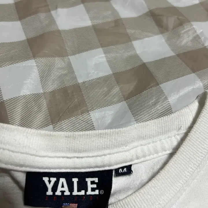 [BUNJANG] Yale Short Sleeve T-Shirt White M / 예일 반팔 화이트 M 반팔티 흰색 YALE