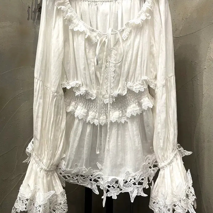 [SOLD OUT] 돌체앤가바나 린넨 100% 오프숄더 레이스 러플 블라우스 55~66