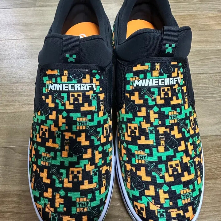 [BUNJANG] 릐귀템-Heelys 휠리스,힐리스  마인크래프트 콜라보 270mm 미사용 / 릐귀템-Heelys 휠리스,힐리스  마인크래프트 콜라보 270mm 미사용