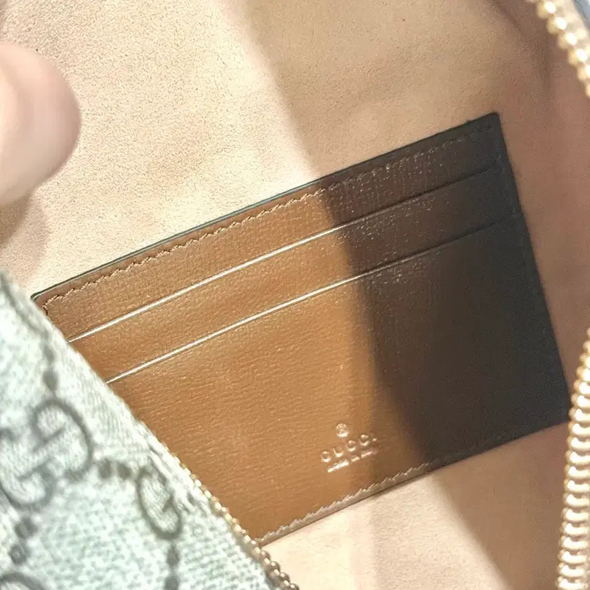 [BUNJANG] Gucci GG Supreme Clutch Bag / 구찌 GG 슈프림 클러치백