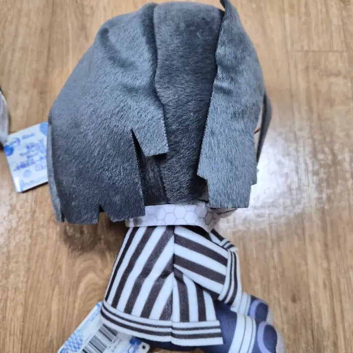 [BUNJANG] Demon Slayer Obanai Iguro Plush Doll / 귀멸의 칼날 이구로 오바나이 인형 팝니다