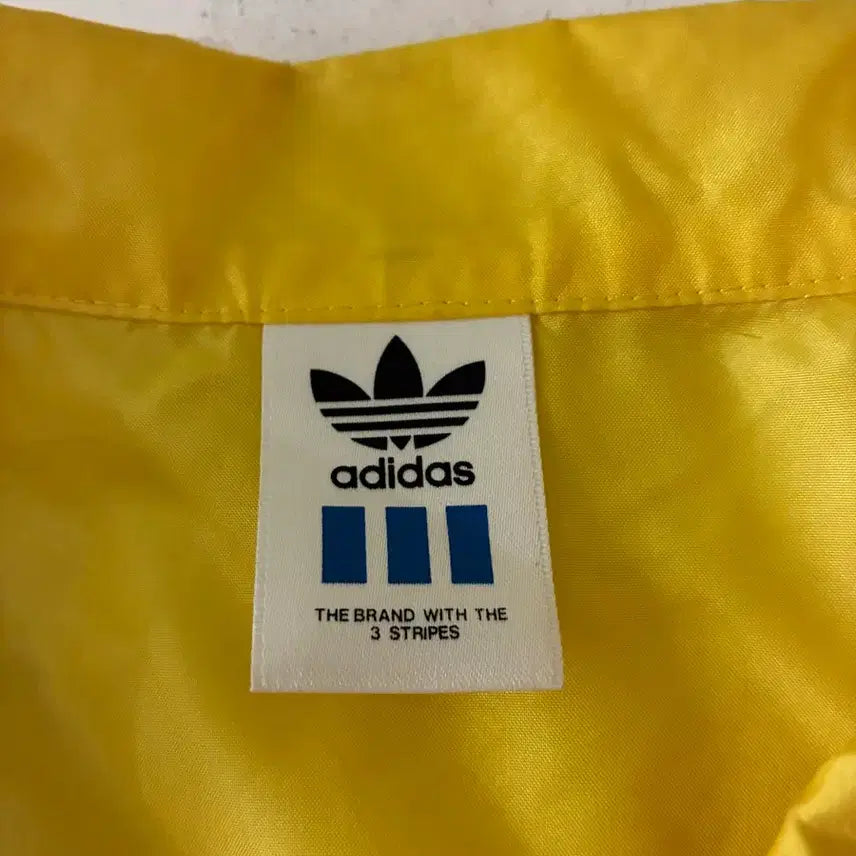 [BUNJANG] Adidas Kyoto Marathon Windbreaker Yellow / 아디다스 쿄토 마라톤 윈드브레이커 옐로우