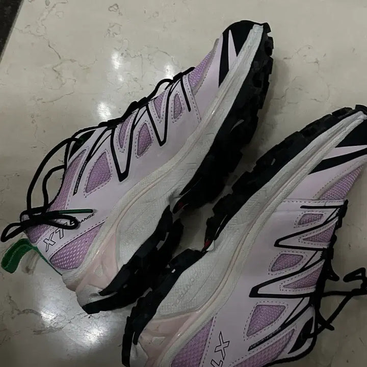 [SOLD OUT] 살로몬 샌디 리앙 XT-6 240 핑크