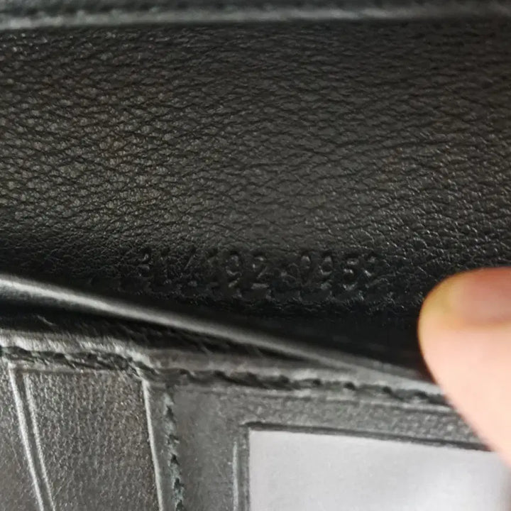 [SOLD OUT] [100%/정품] 구찌 시마 레더 삼선 장지갑