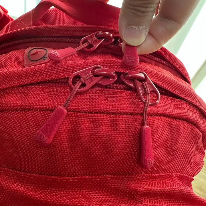 [BUNJANG] New Era Red Backpack / 뉴에라 레드 백팩