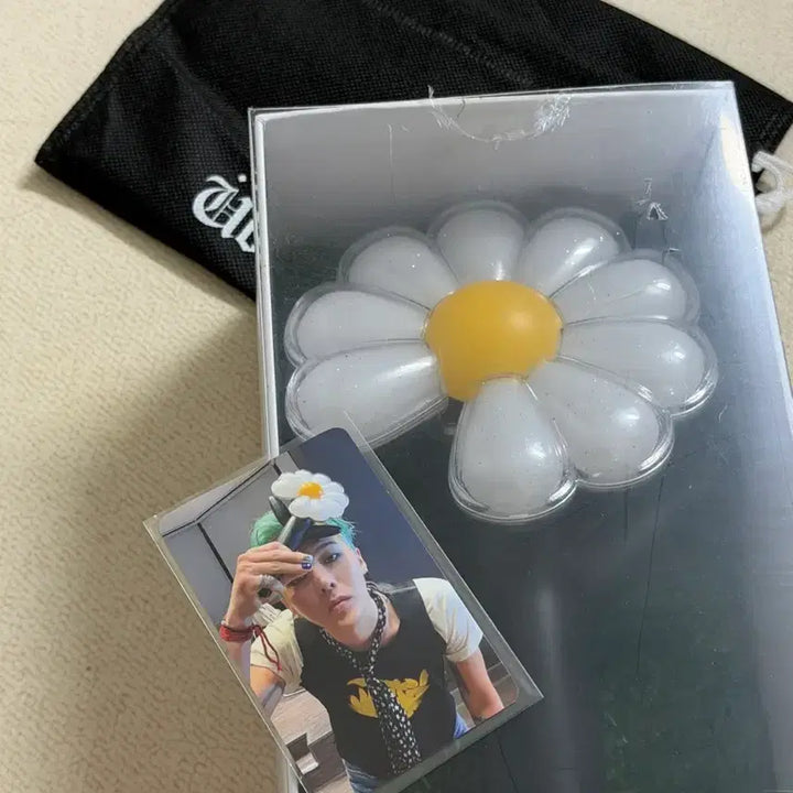 [SOLD OUT] 데이지봉 (지드래곤 응원봉)