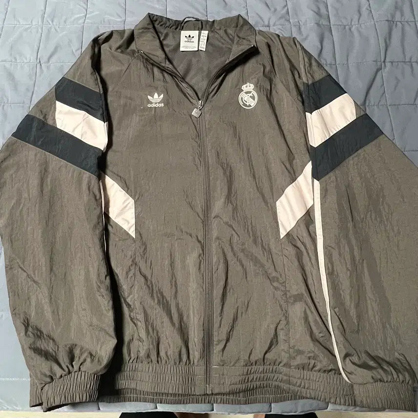[SOLD OUT] [XL] 아디다스 레알마드리드 오리지널스 트랙탑