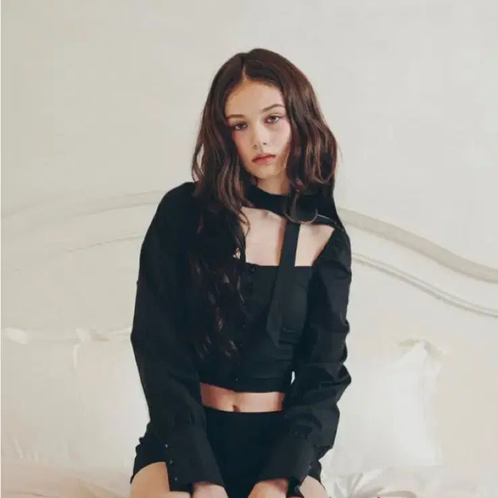 [BUNJANG] Pain or Pleasure Bianca Square Neck Blouse - Black / 페인오어플레져 pain or pleasure 비앙카 스퀘어넥 블라우스블랙