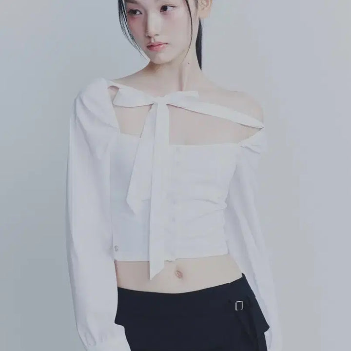 [BUNJANG] Pain or Pleasure Bianca Square Neck Blouse - Black / 페인오어플레져 pain or pleasure 비앙카 스퀘어넥 블라우스블랙
