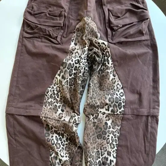 [BUNJANG] House Never Dies Leopard Brown Pants / 하우스네버다이즈 레오파드 브라운 팬츠