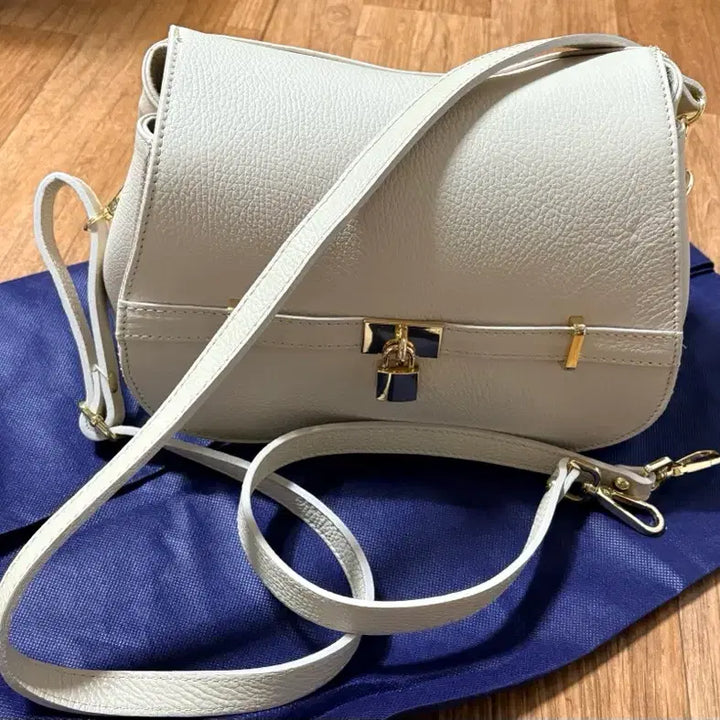 [BUNJANG] Italian 100% Leather Handbag / 이태리 100% 소가죽 가방