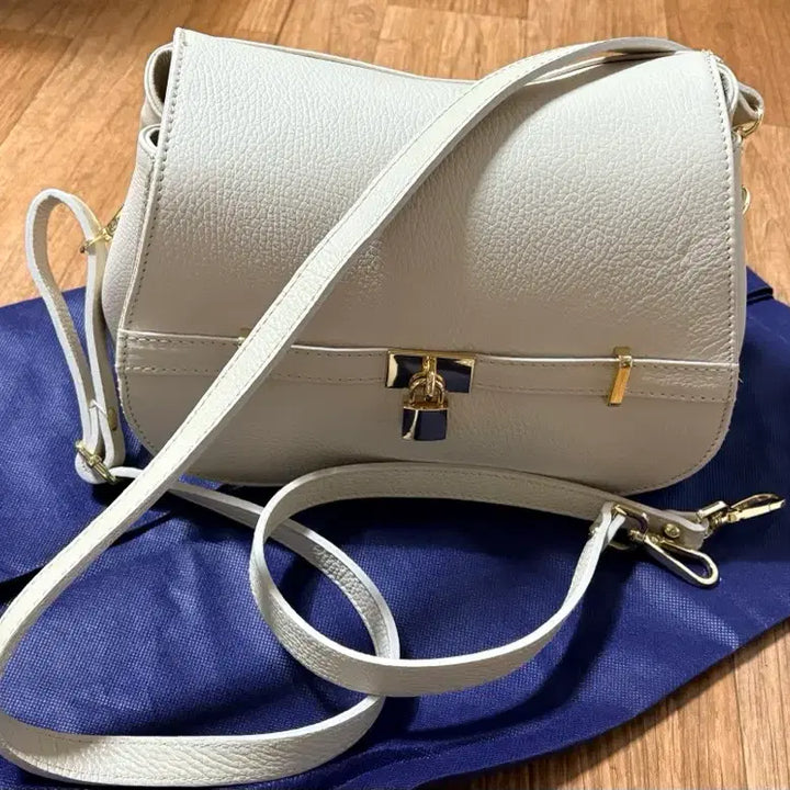 [BUNJANG] Italian 100% Leather Handbag / 이태리 100% 소가죽 가방