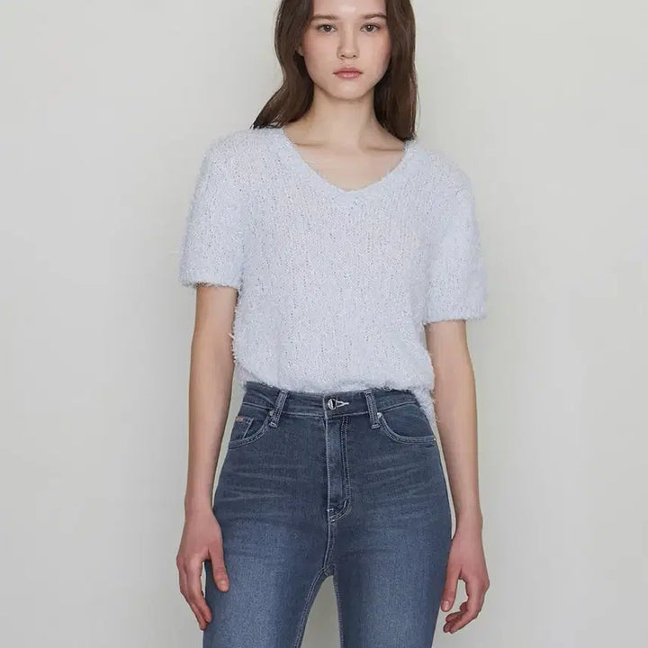 [BUNJANG] Hawa Momo Plume Knit Top (Air Blue) / 하와 26ss 모모 플룸 니트 (에어블루) 브이넥 반팔부클니트 날개사 탑