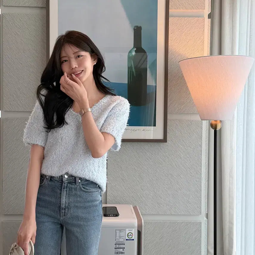 [BUNJANG] Hawa Momo Plume Knit Top (Air Blue) / 하와 26ss 모모 플룸 니트 (에어블루) 브이넥 반팔부클니트 날개사 탑