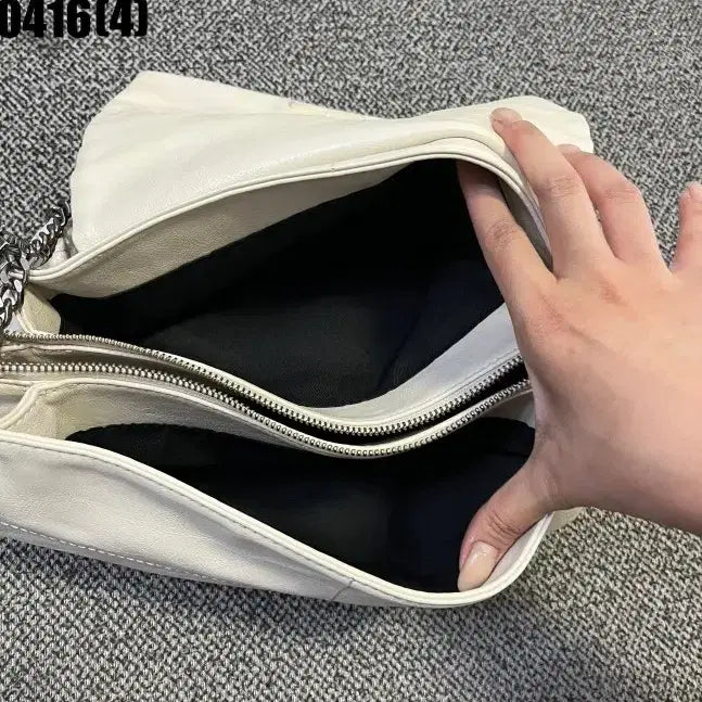 [BUNJANG] ZARA White Leather Chain Shoulder Bag / 자라 화이트 레더 체인 숄더백 0416(4)