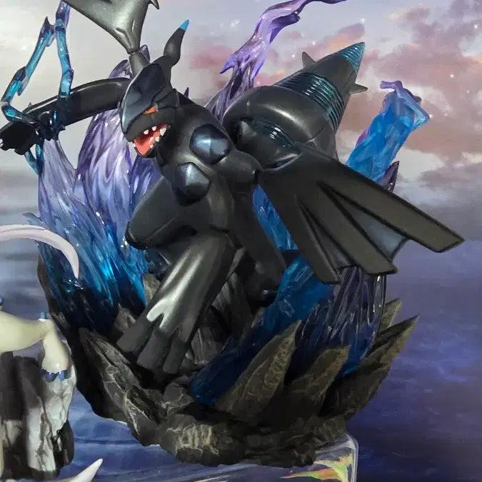 [BUNJANG] PM Zekrom Resin Figure / 포켓몬 레진 스케일 PM제크로무
