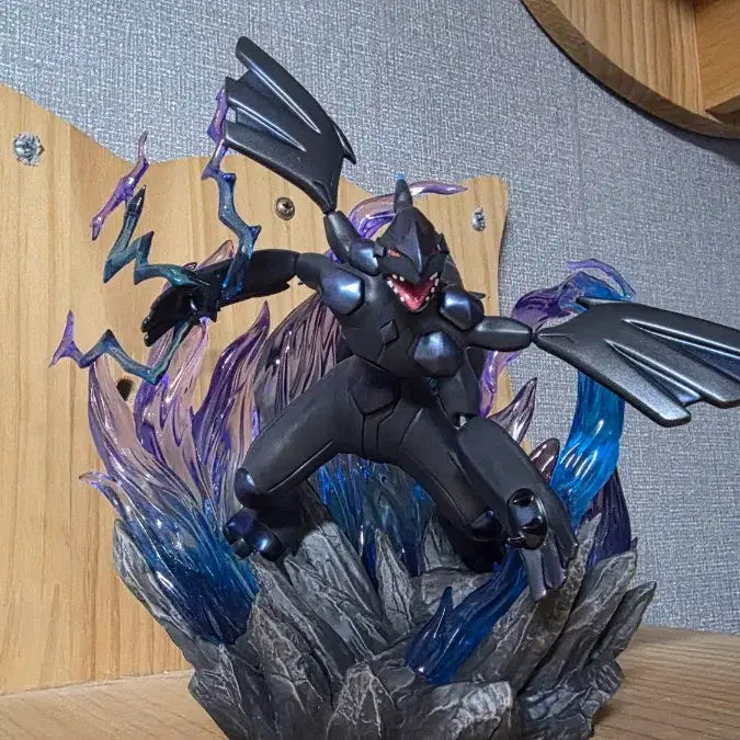 [BUNJANG] PM Zekrom Resin Figure / 포켓몬 레진 스케일 PM제크로무