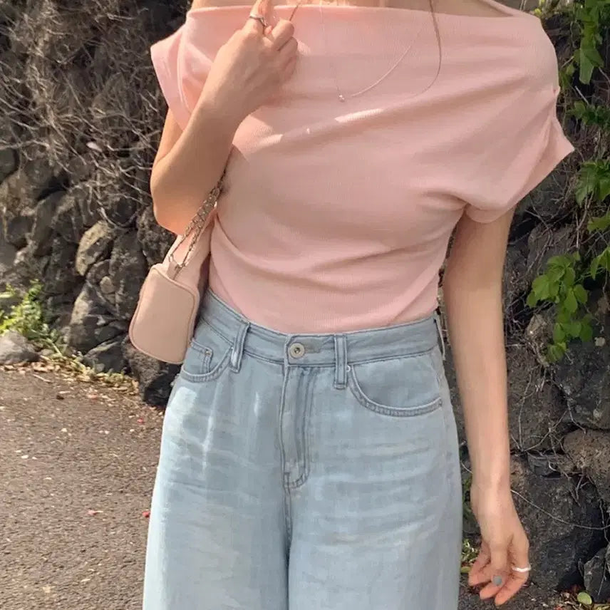 [BUNJANG] French of Off-the-Shoulder Drape T-Shirt Pink / 프렌치오브 오프숄더 드레이프 티셔츠 핑크