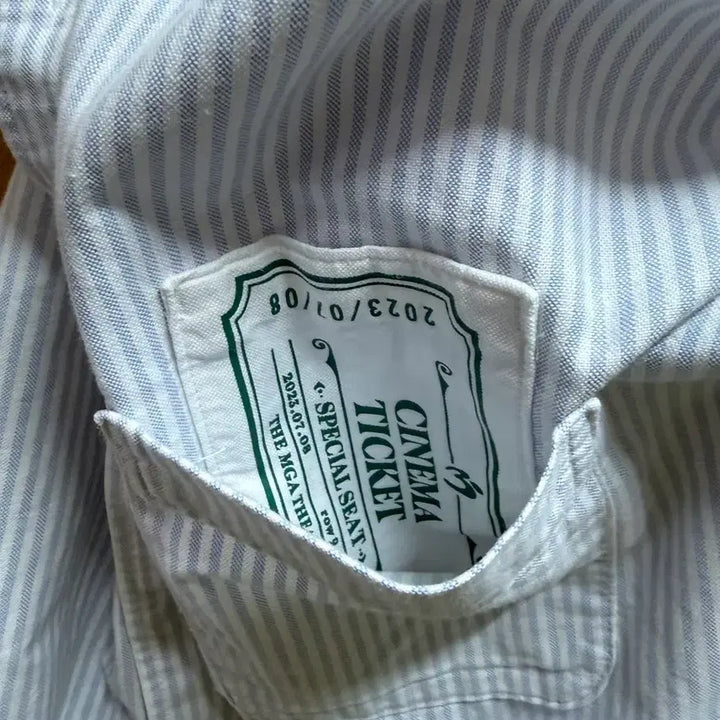 [BUNJANG] Mrs. Green Apple GU Oversized Shirt / 미세스 그린애플 옷 셔츠 반팔셔츠gu 지유오버핏셔츠 mrsgreenap