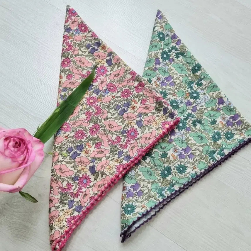 [BUNJANG] Flower Pattern Handkerchief/Scarf (Pink/Mint) / 플라워 패턴 손수건/스카프 핑크/민트