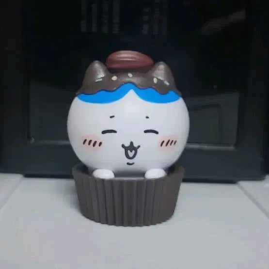 [BUNJANG] Munjeonggwi Hachiware Monitor Figure / 먼작귀 하치와레 모니터 피규어