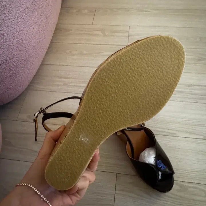 [SOLD OUT] 강자매 웨지힐