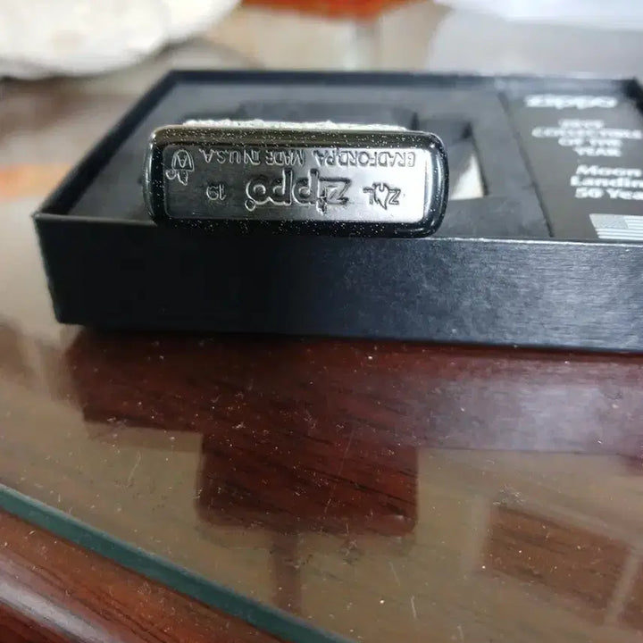 [BUNJANG] Zippo 2019 Moon Landing 50th Anniversary Commemorative Lighter / 지포 2019 올해의 수집품 달착륙 50주년 라이터