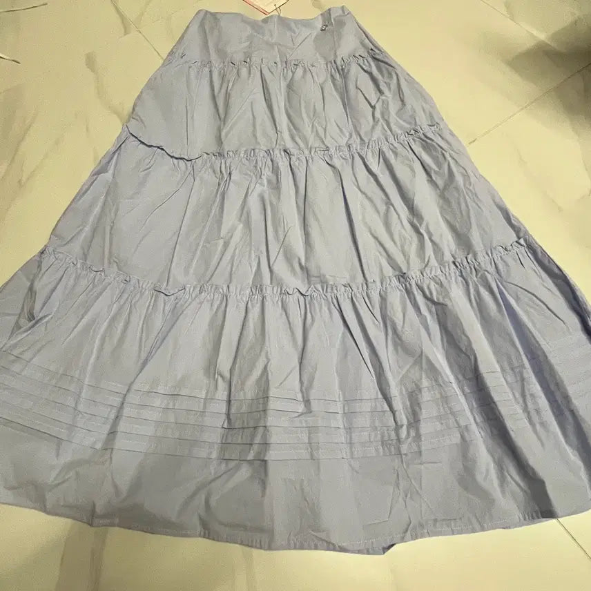 [BUNJANG] Rola Rola Jennie Frill Long Skirt / 로라로라 프릴 롱 스커트 (제니 착용)