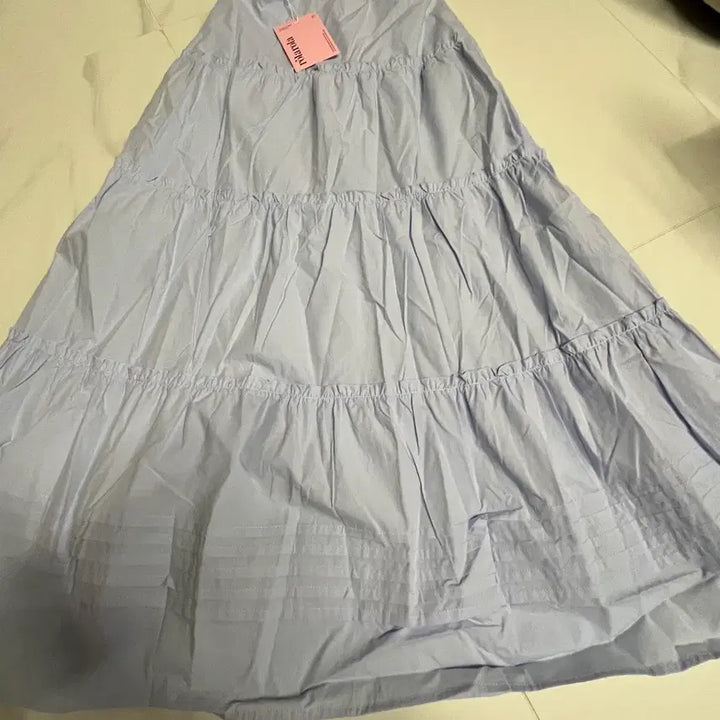 [BUNJANG] Rola Rola Jennie Frill Long Skirt / 로라로라 프릴 롱 스커트 (제니 착용)