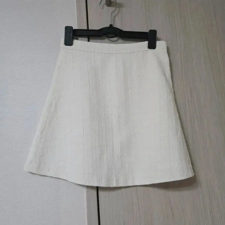 [BUNJANG] Milkcocoa Amelie Line Classic White Tweed Skirt / 밀크코코아 아멜리라인 클래식 화이트 트위드스커트