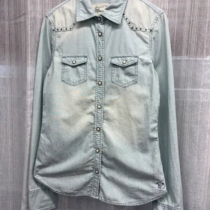 [BUNJANG] American Eagle Studded Western Light Blue Shirt / 아메리칸 이글 스터드 웨스턴 연청 셔츠 American Eagle