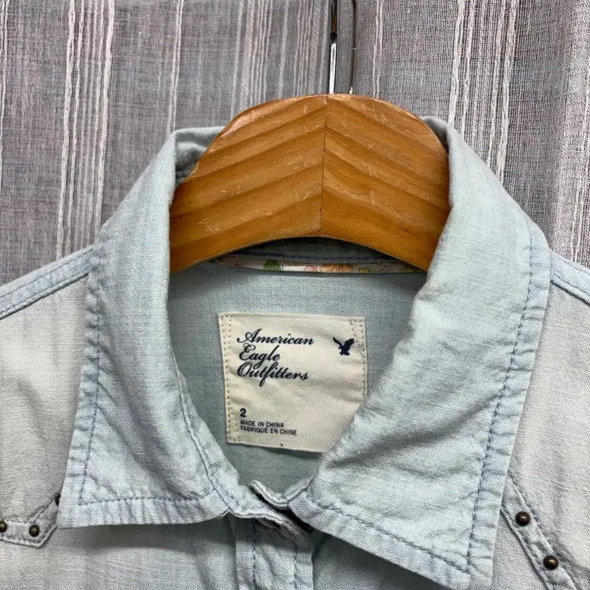 [BUNJANG] American Eagle Studded Western Light Blue Shirt / 아메리칸 이글 스터드 웨스턴 연청 셔츠 American Eagle
